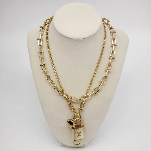 Authentic Louis Vuitton Gold Padlock w/ Unbranded Fashion Stainless Steel Chain - Picture 2 of 9